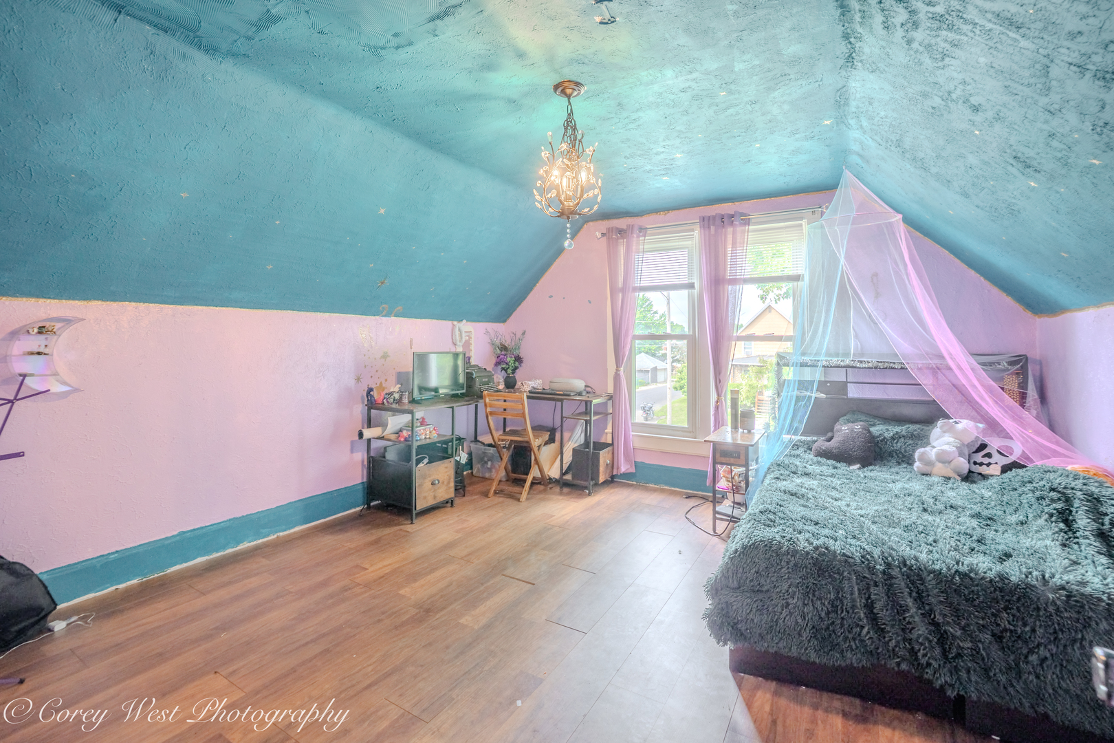 511 3rd Avenue Property Photo 12
