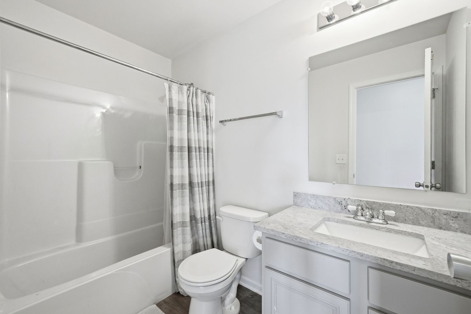 1809 Orchard Lane Property Photo 16