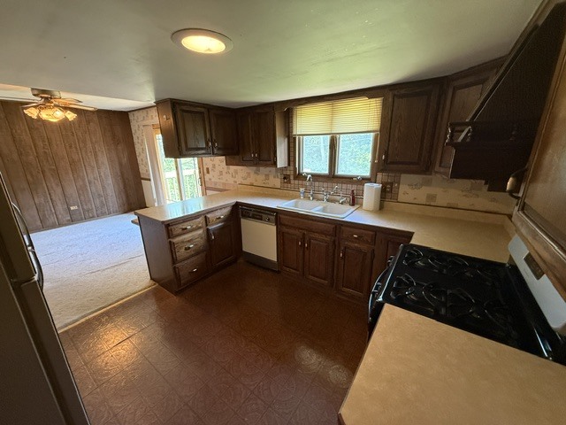 32w717 Hecker Drive Property Photo 8