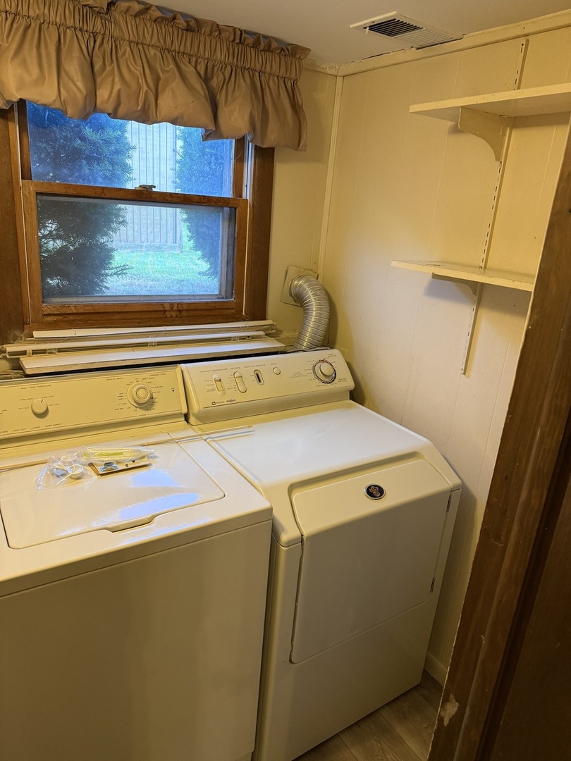 32w717 Hecker Drive Property Photo 18