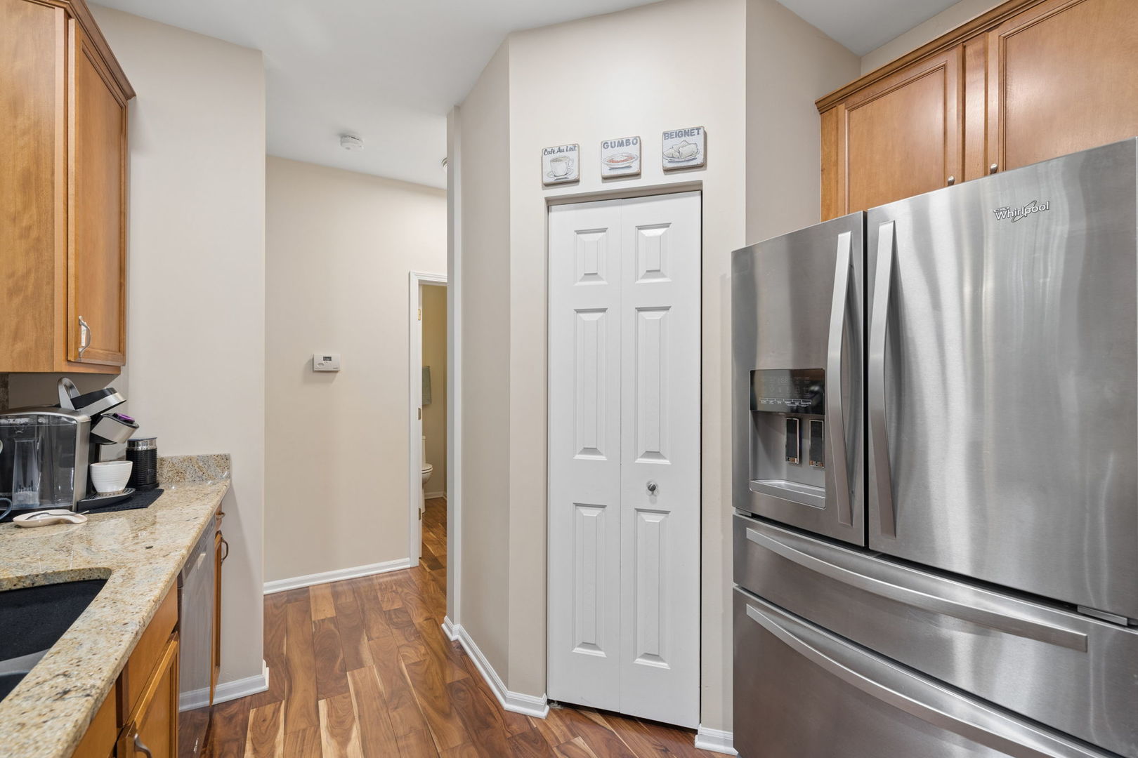 1039 Silver Hill Circle Property Photo 6