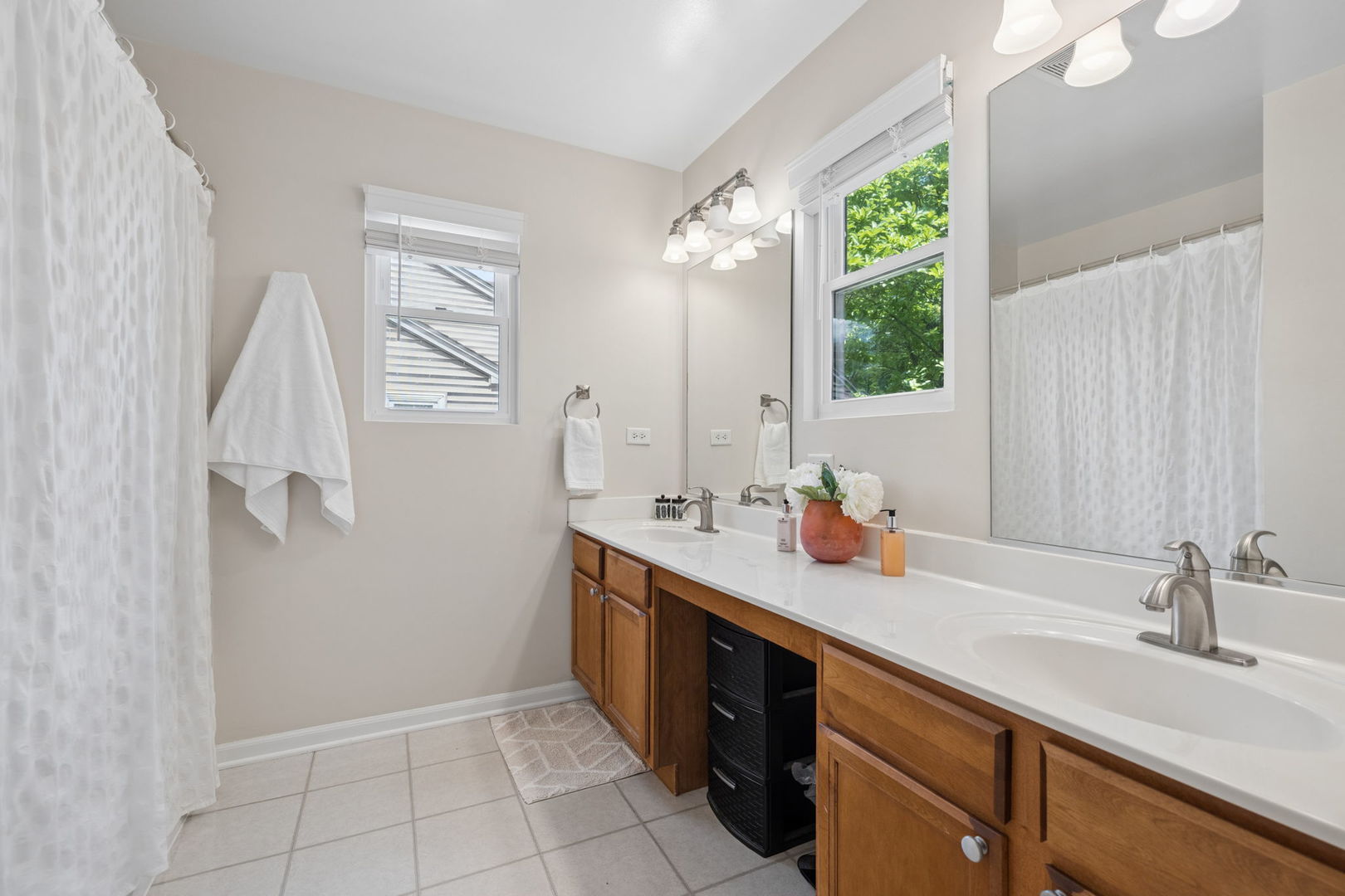 1039 Silver Hill Circle Property Photo 13