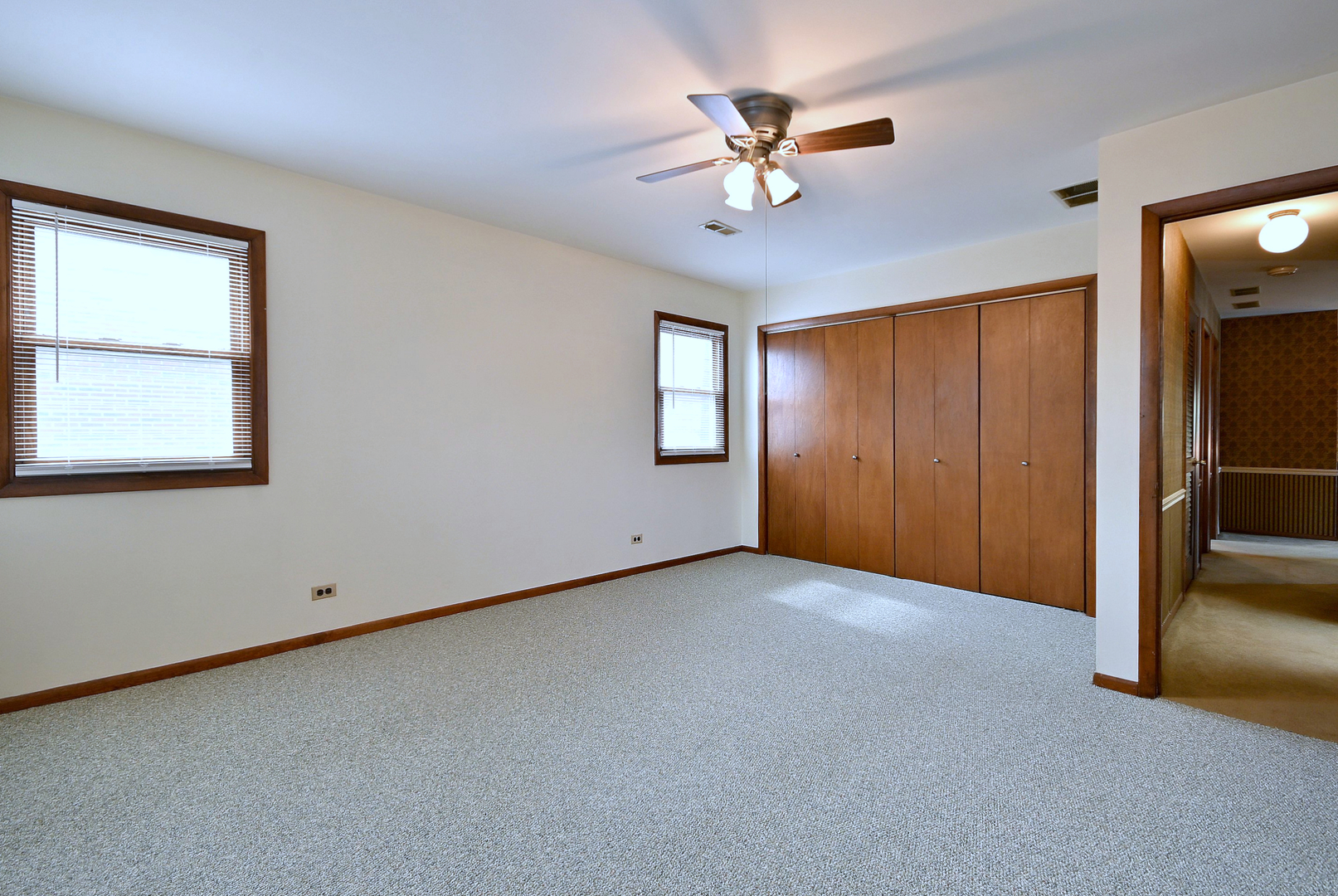 7728 W Gregory Street Property Photo 22