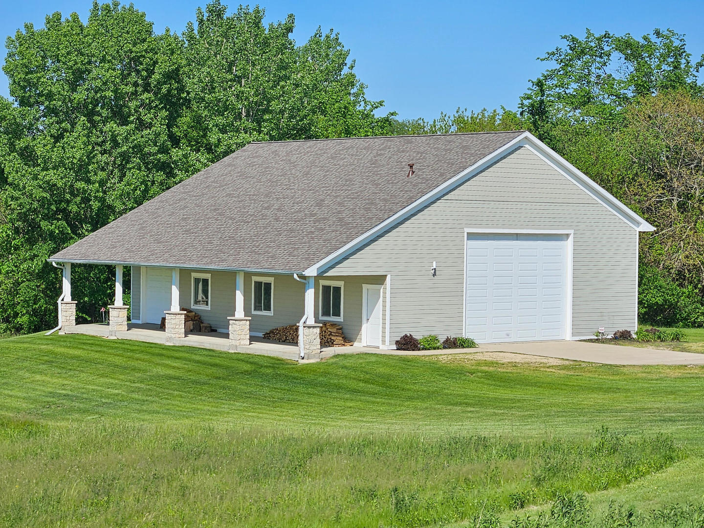 14183 Thomson Road Property Photo 3