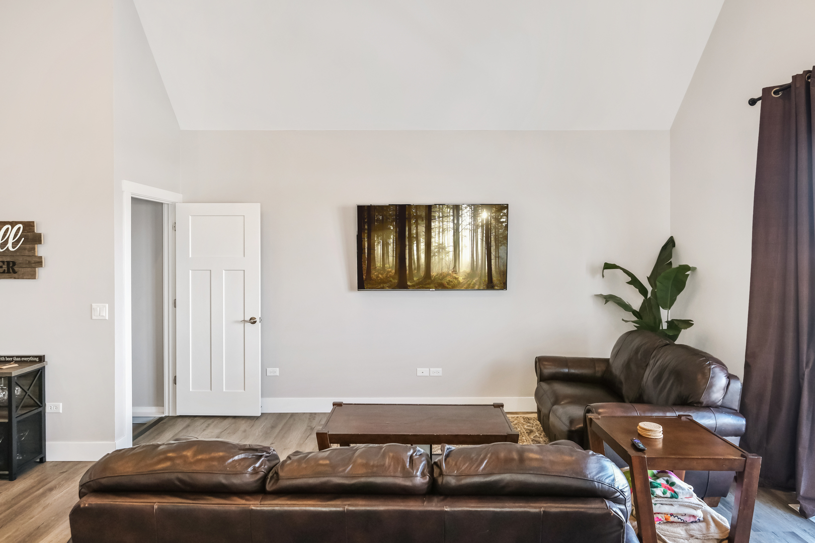 26 Waterside Way Property Photo 5