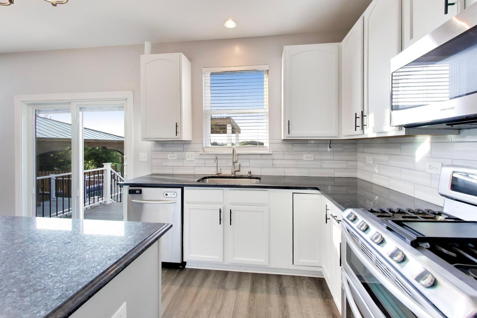 3356 Sonoma Circle Property Photo 4