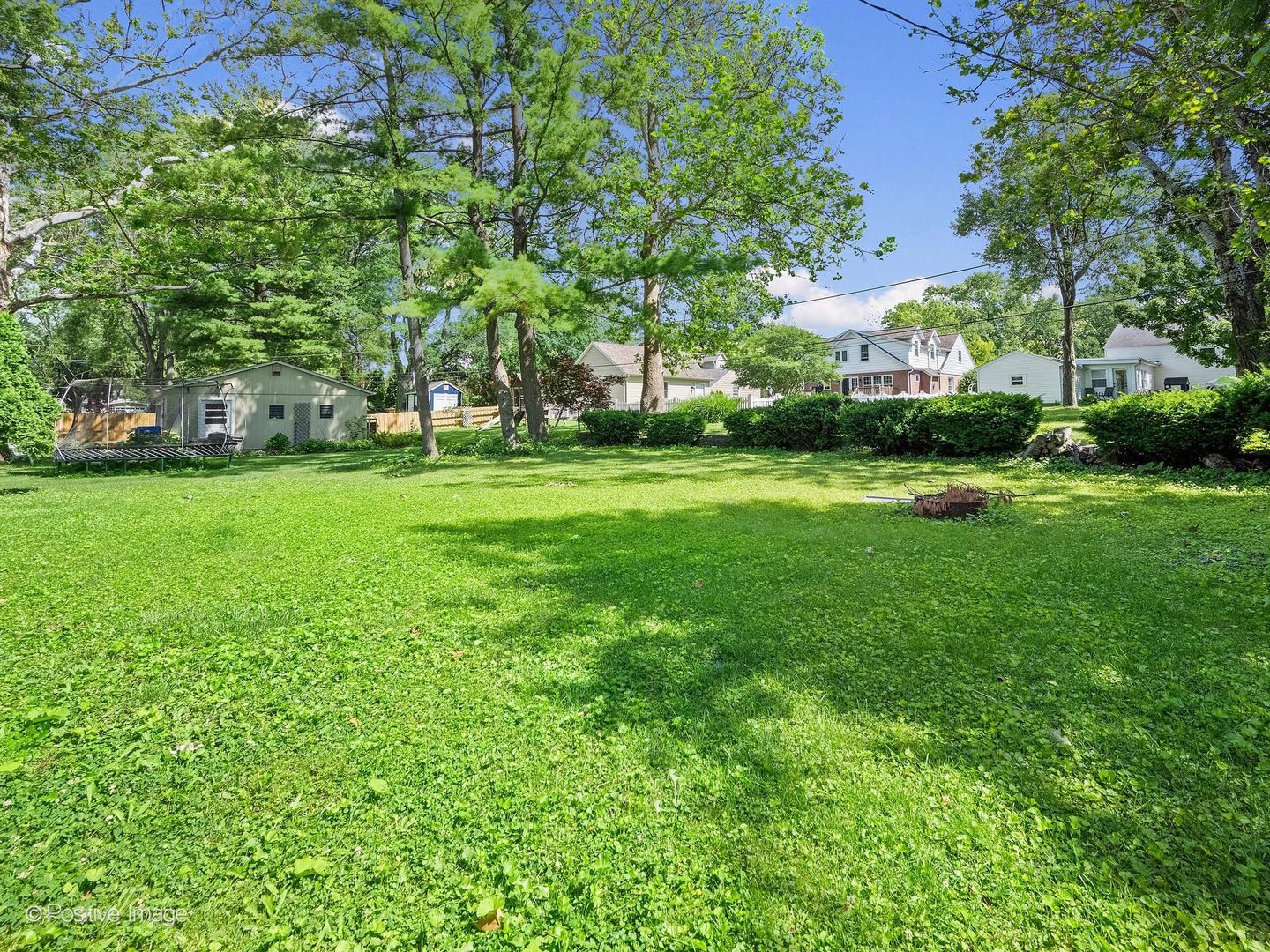 1912 E Willow Avenue Property Photo 18