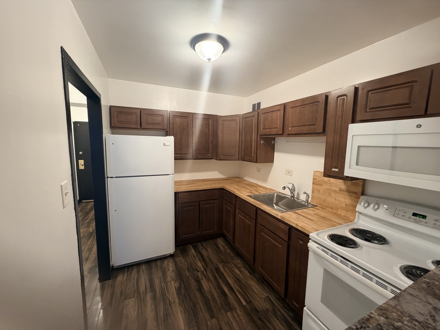 7337 S South Shore Drive 326 Property Photo 7