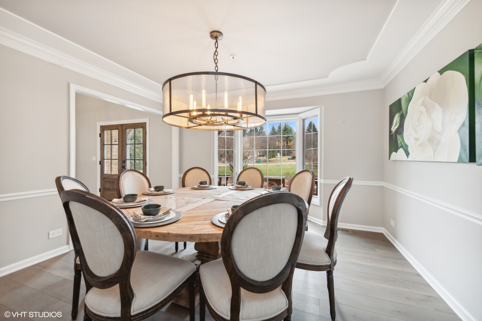 6243 Pine Tree Drive Property Photo 8
