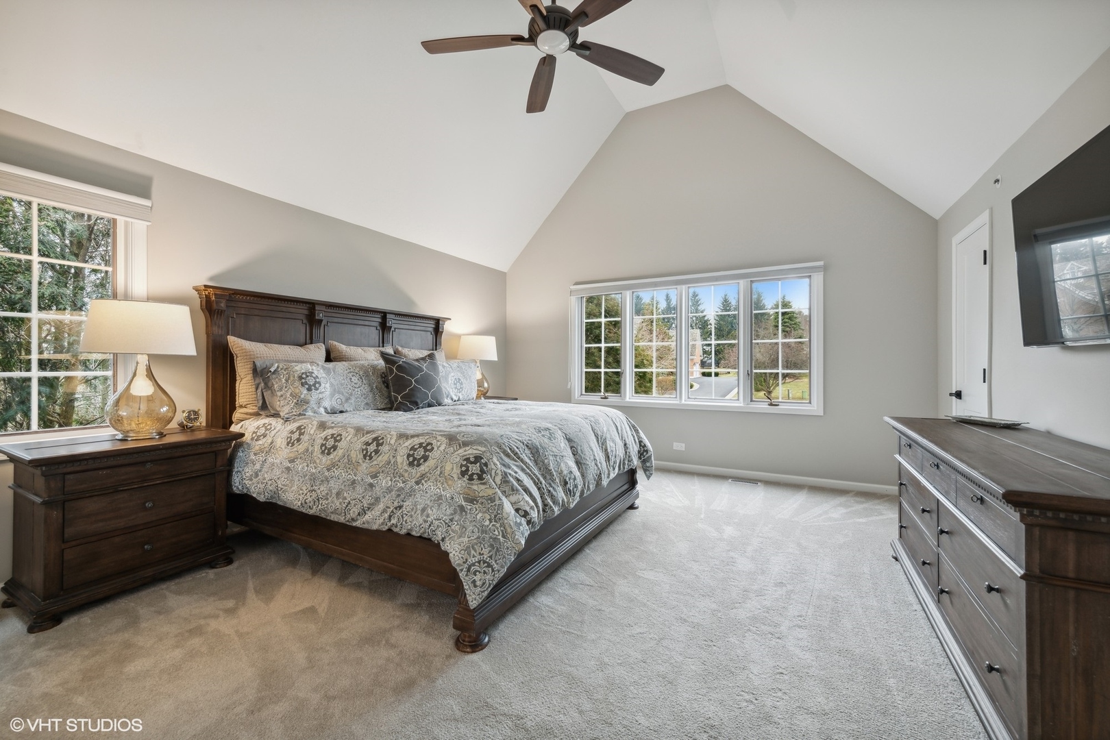 6243 Pine Tree Drive Property Photo 18