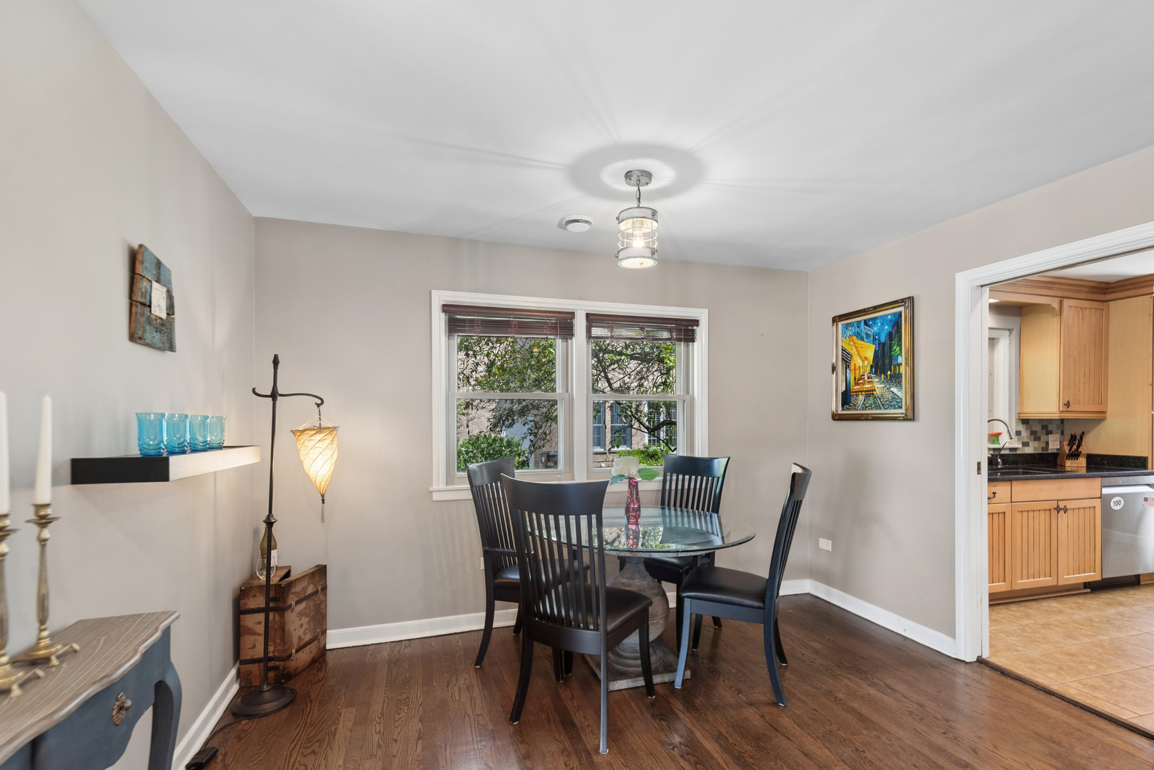 1901 Newton Avenue Property Photo 6