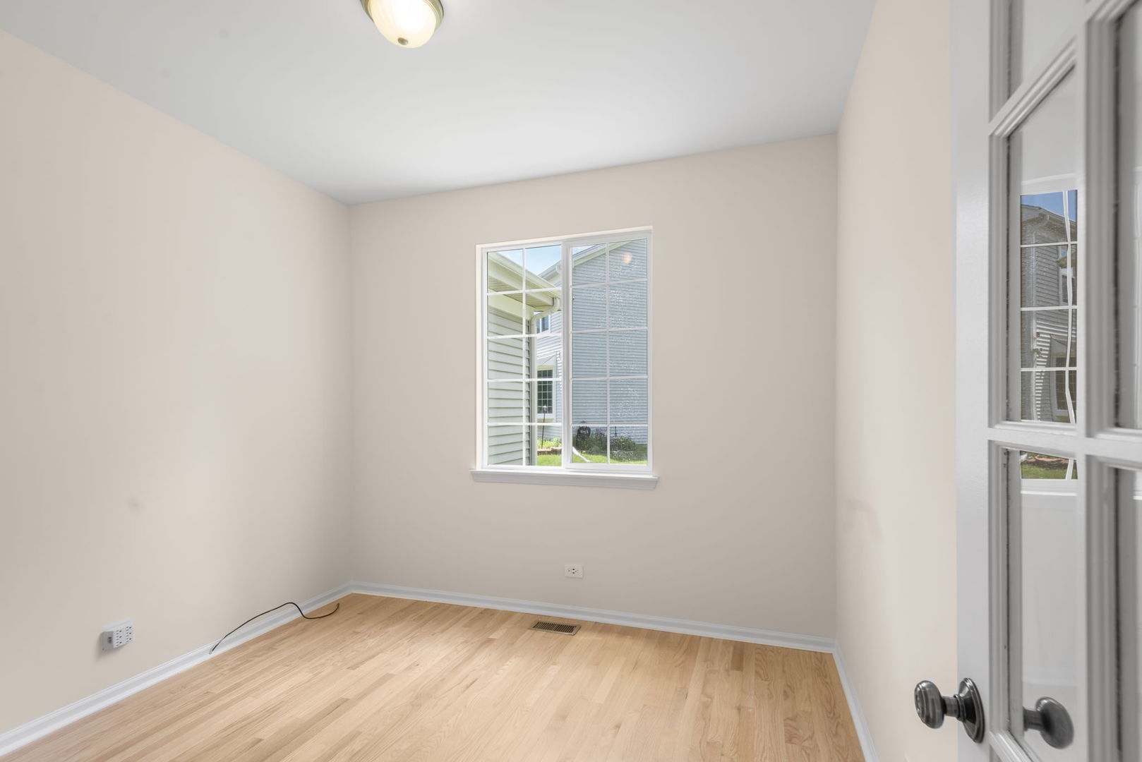 596 W Dalton Drive Property Photo 24
