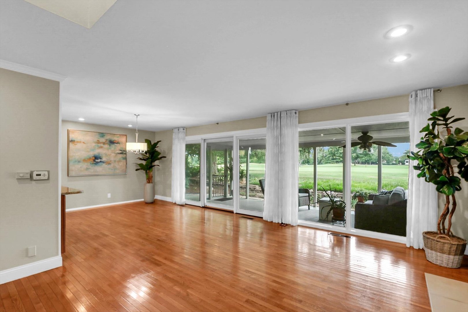 2218 Briar Hill Drive 2218 Property Photo 11