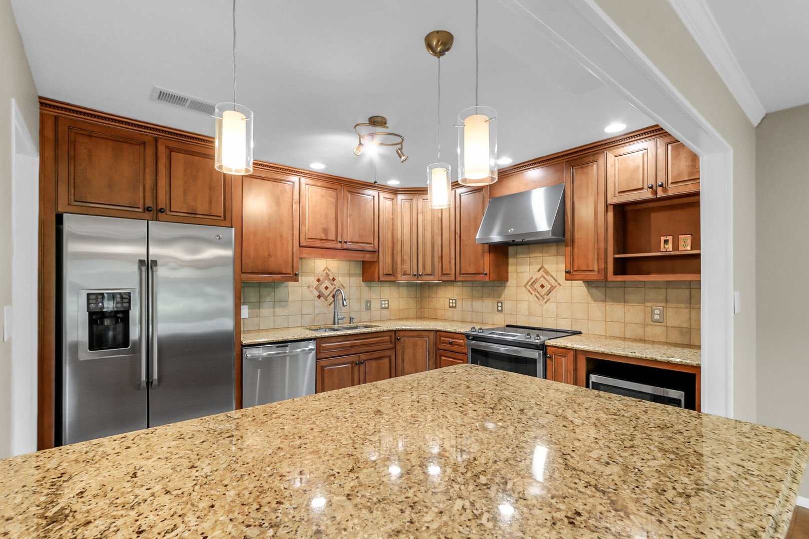 2218 Briar Hill Drive 2218 Property Photo 15