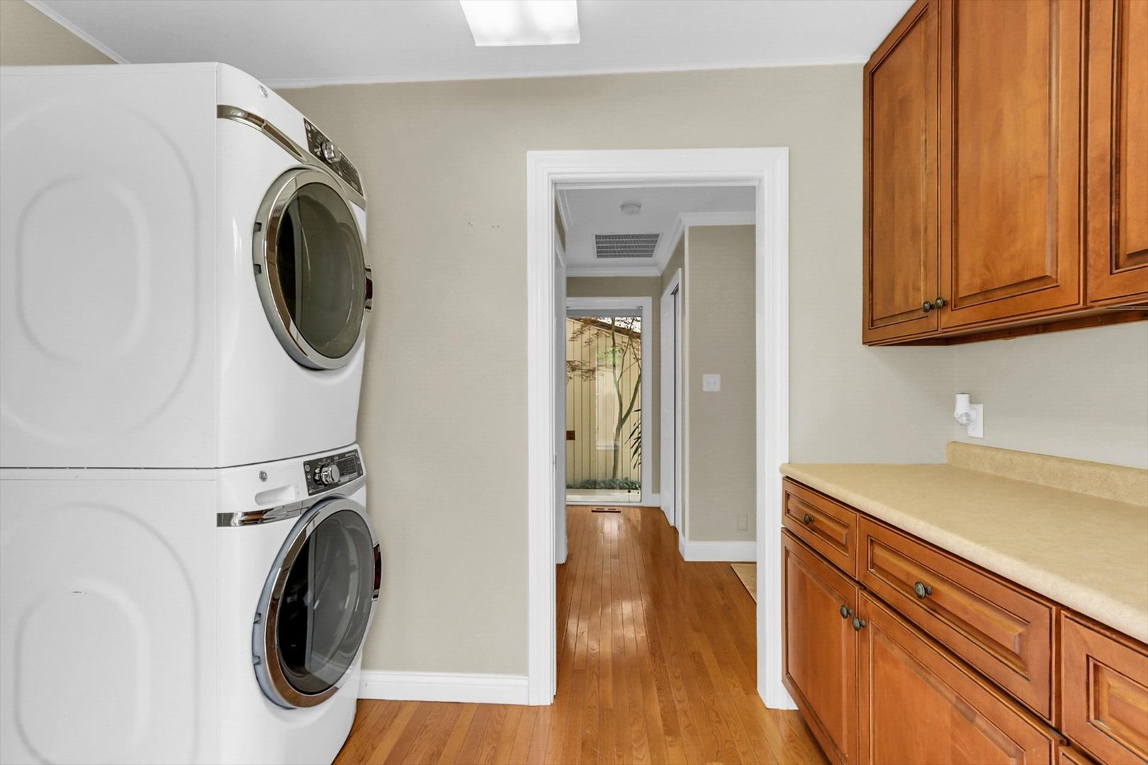 2218 Briar Hill Drive 2218 Property Photo 25