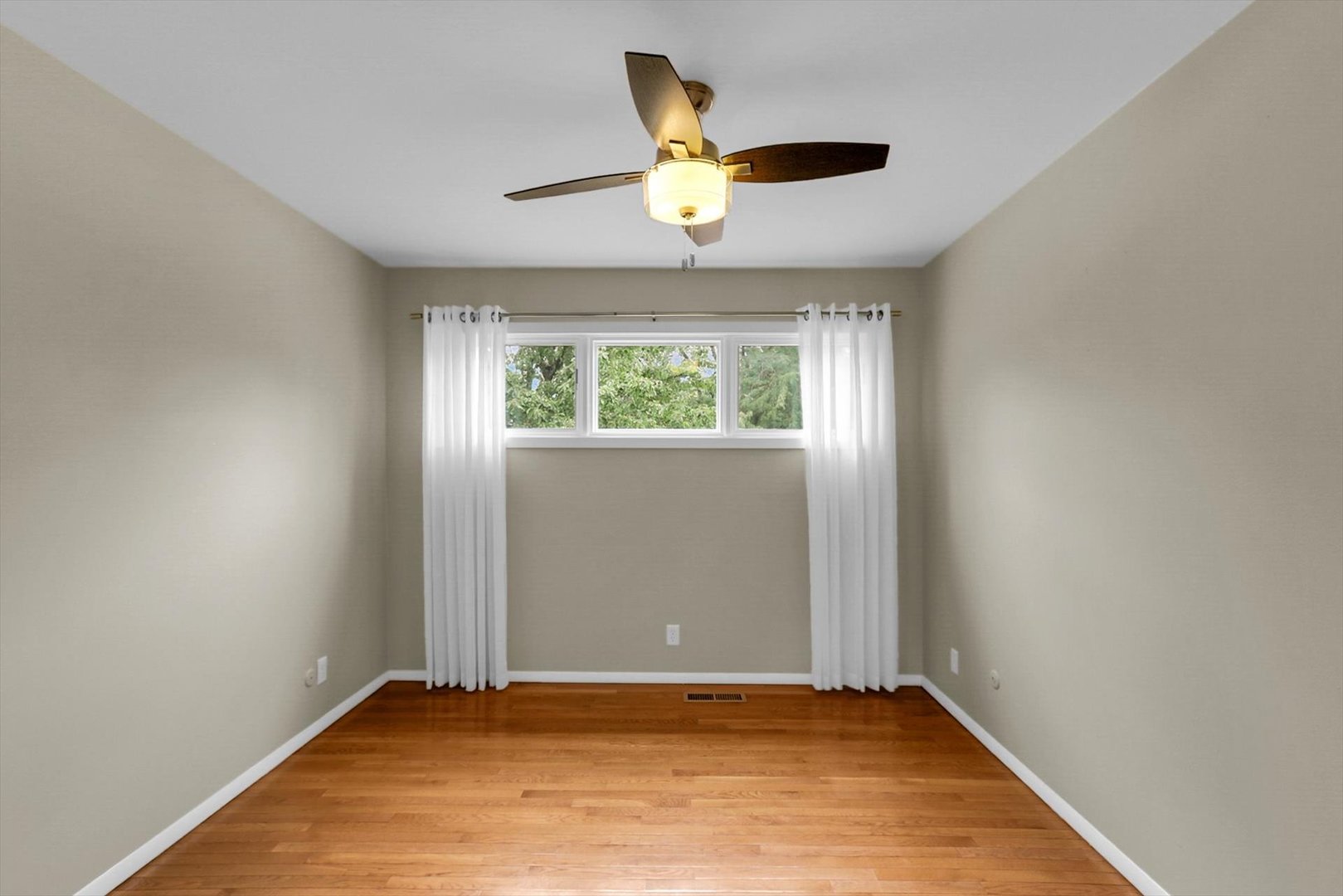 2218 Briar Hill Drive 2218 Property Photo 32