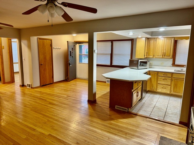 32 University Court Property Photo 4