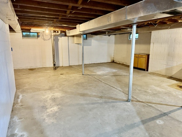 32 University Court Property Photo 14