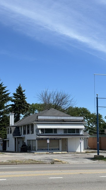 2614 Grand Avenue 2 Property Photo 1