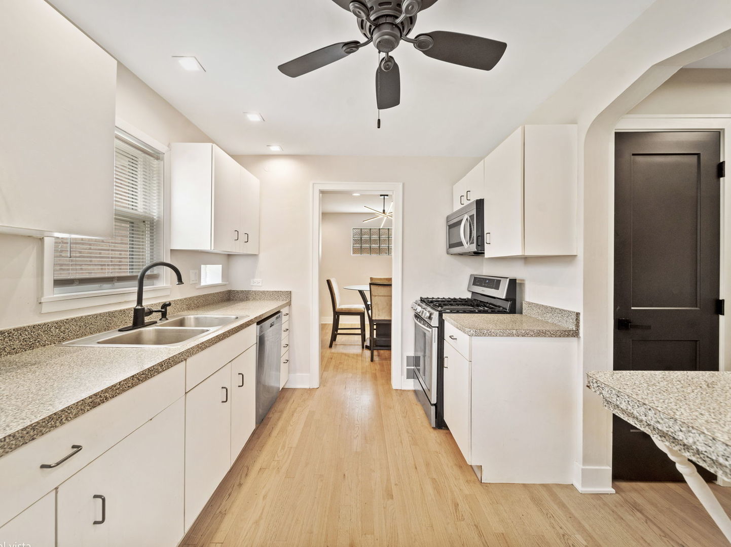 1847 Newcastle Avenue Property Photo 3