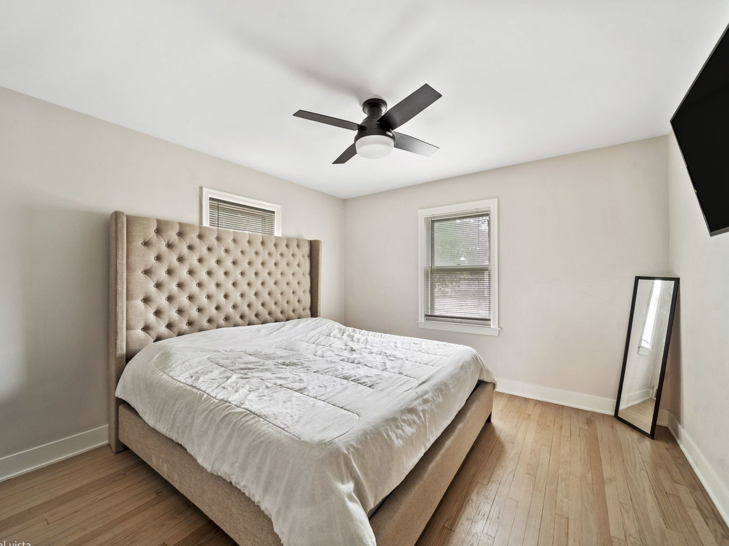 1847 Newcastle Avenue Property Photo 11