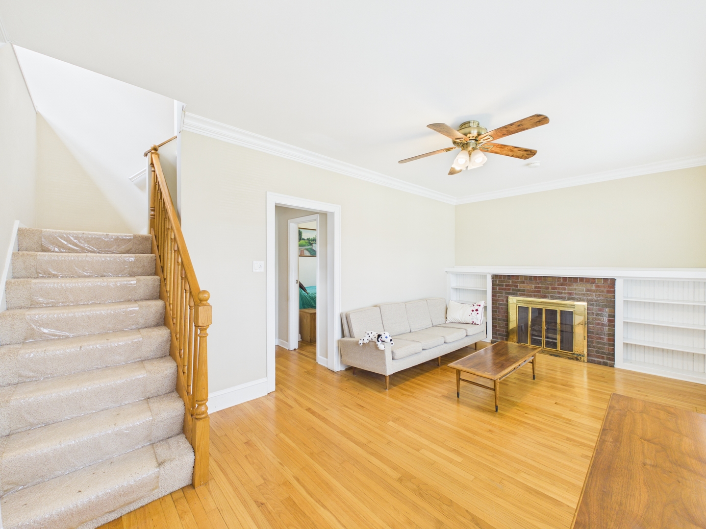 2420 N Thatcher Avenue Property Photo 6