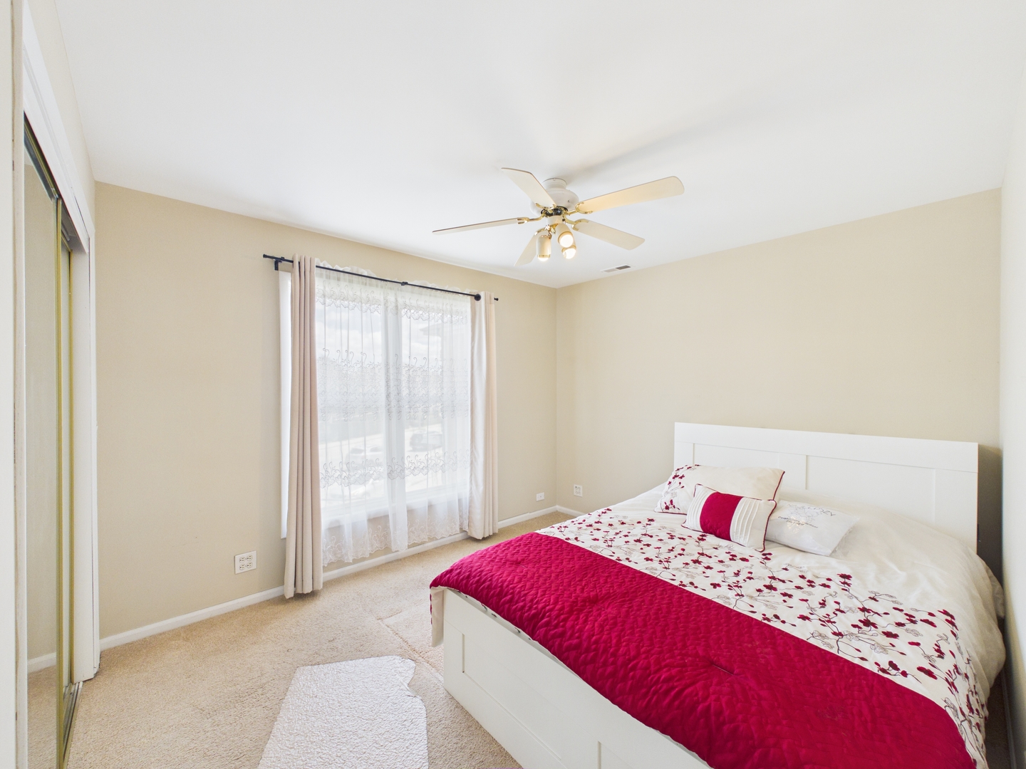 2420 N Thatcher Avenue Property Photo 30