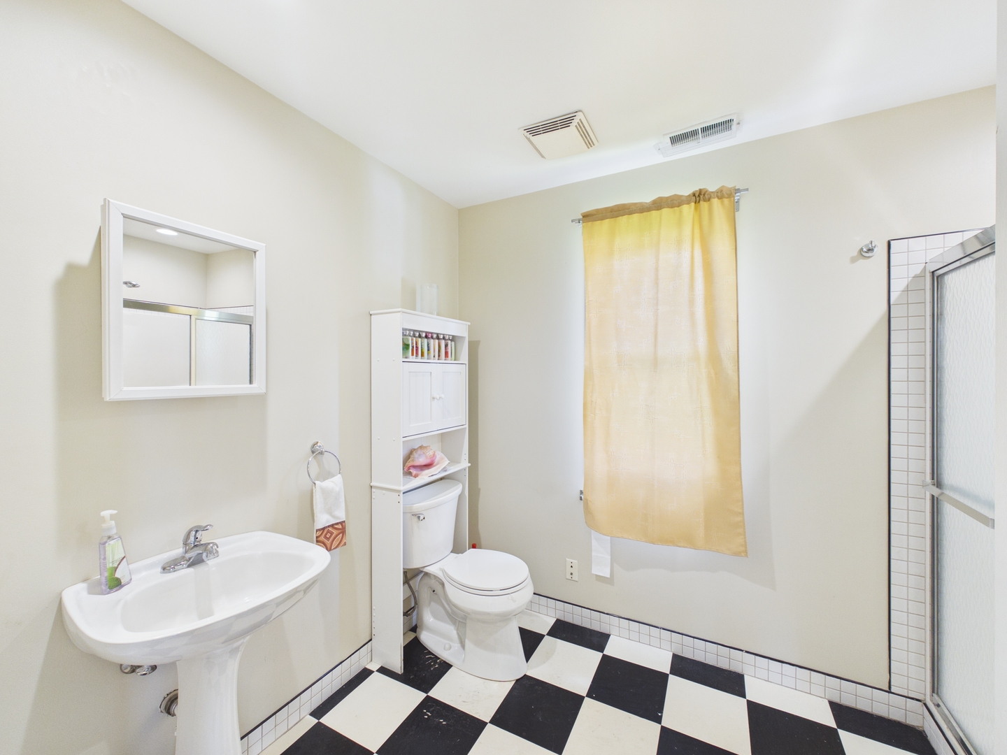 2420 N Thatcher Avenue Property Photo 34