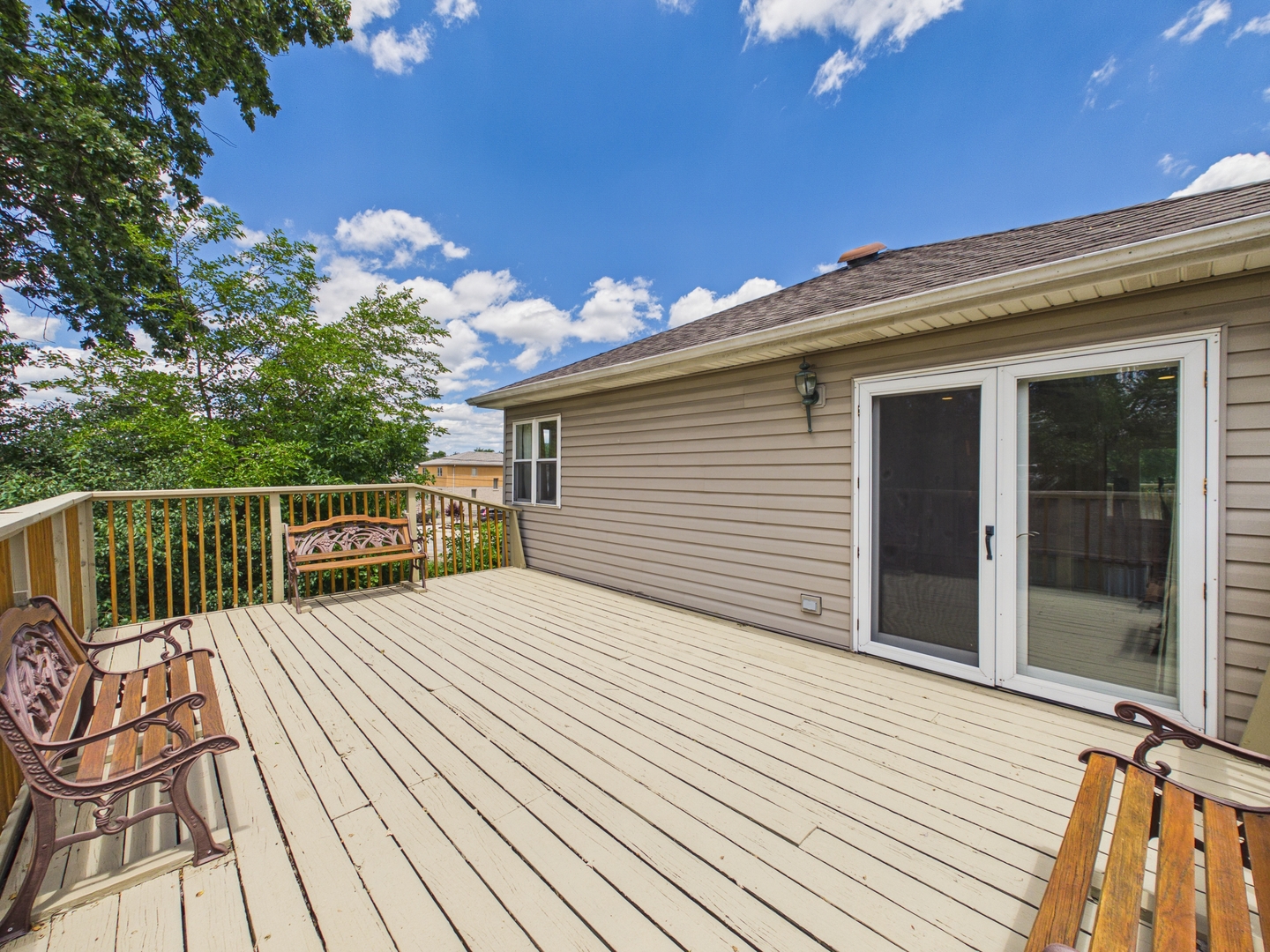 2420 N Thatcher Avenue Property Photo 43