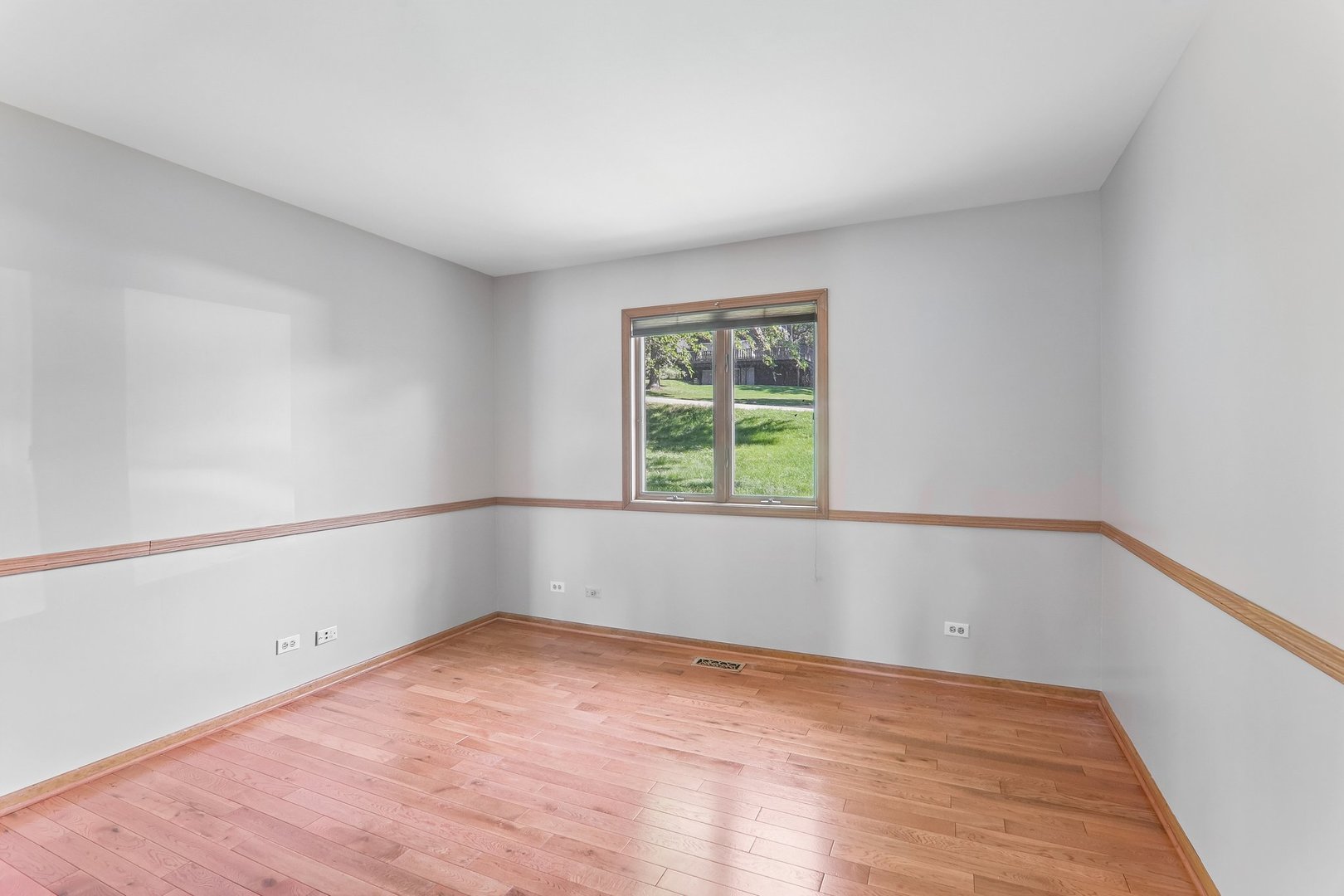 200 N Shore Drive Property Photo 12