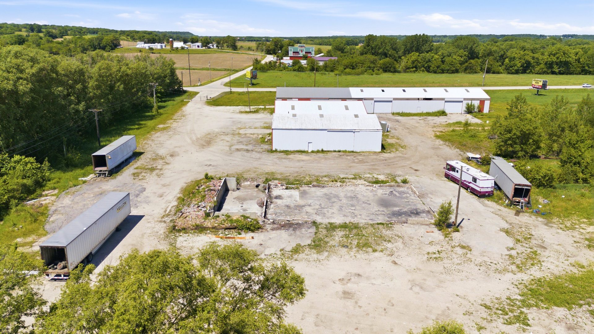 1202 Illinois Highway 84 Property Photo 4