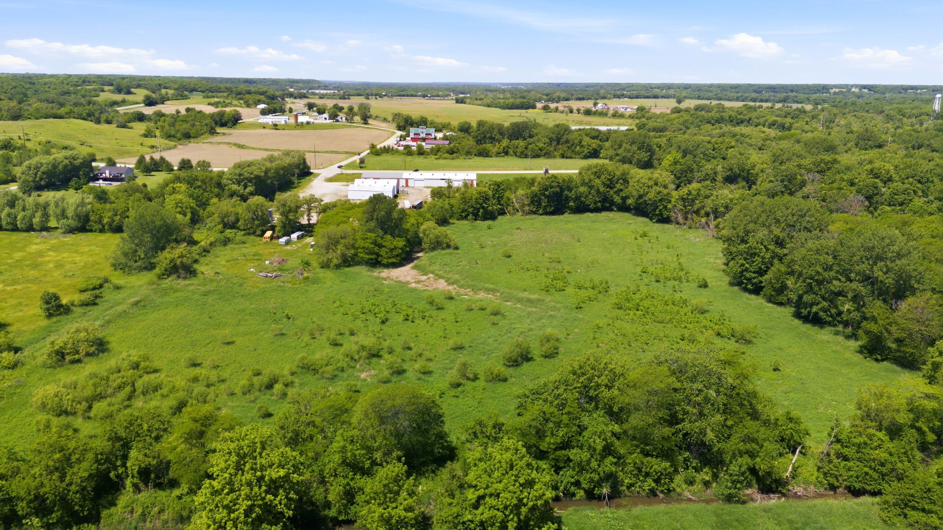 1202 Illinois Highway 84 Property Photo 8