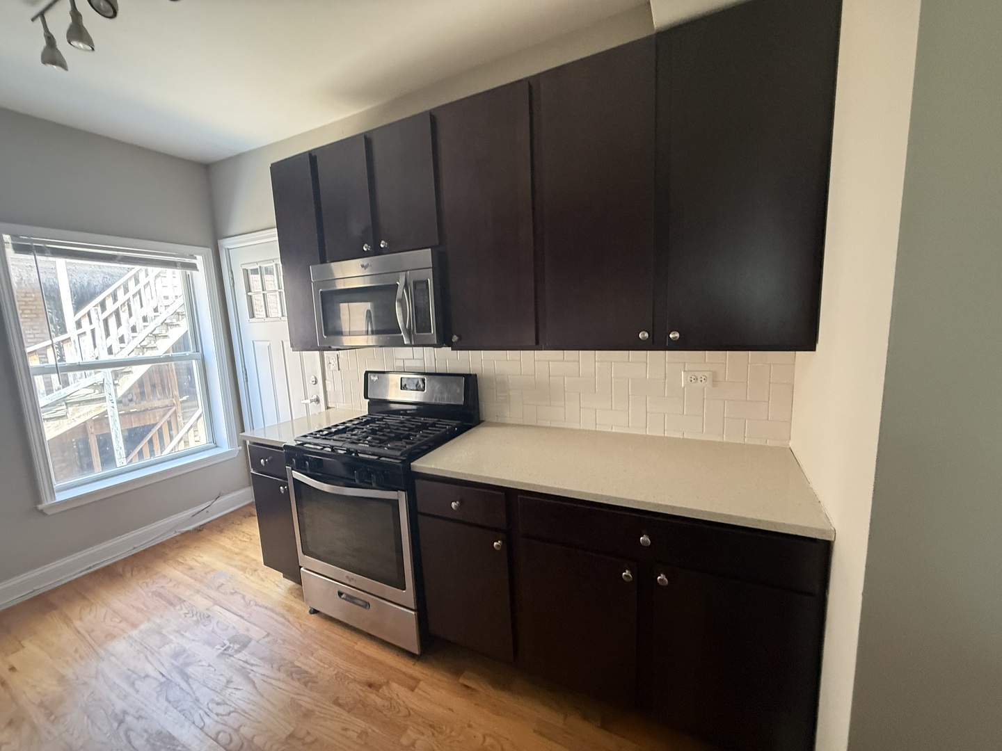 836 E 53rd Street 2s Property Photo 4