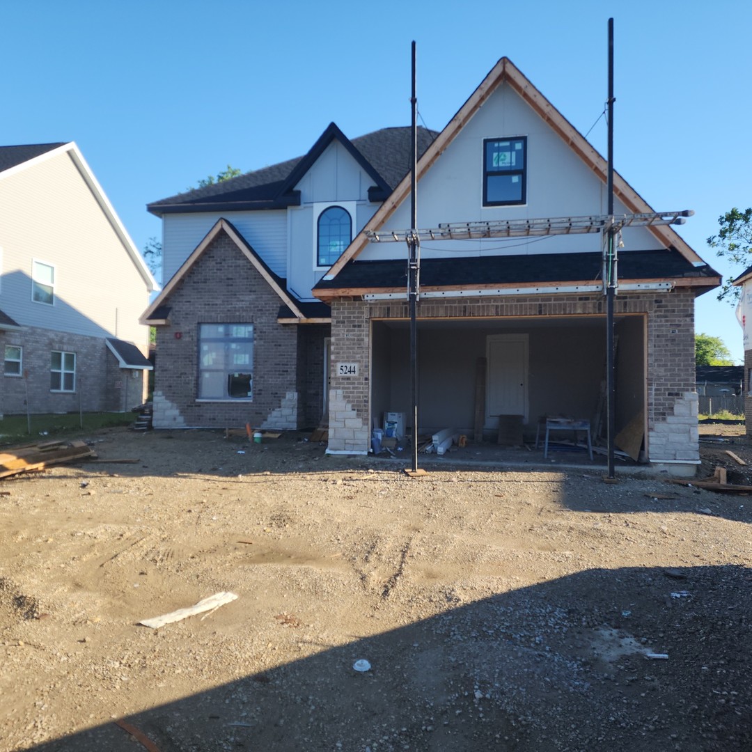 5244 169th Place Property Photo 1