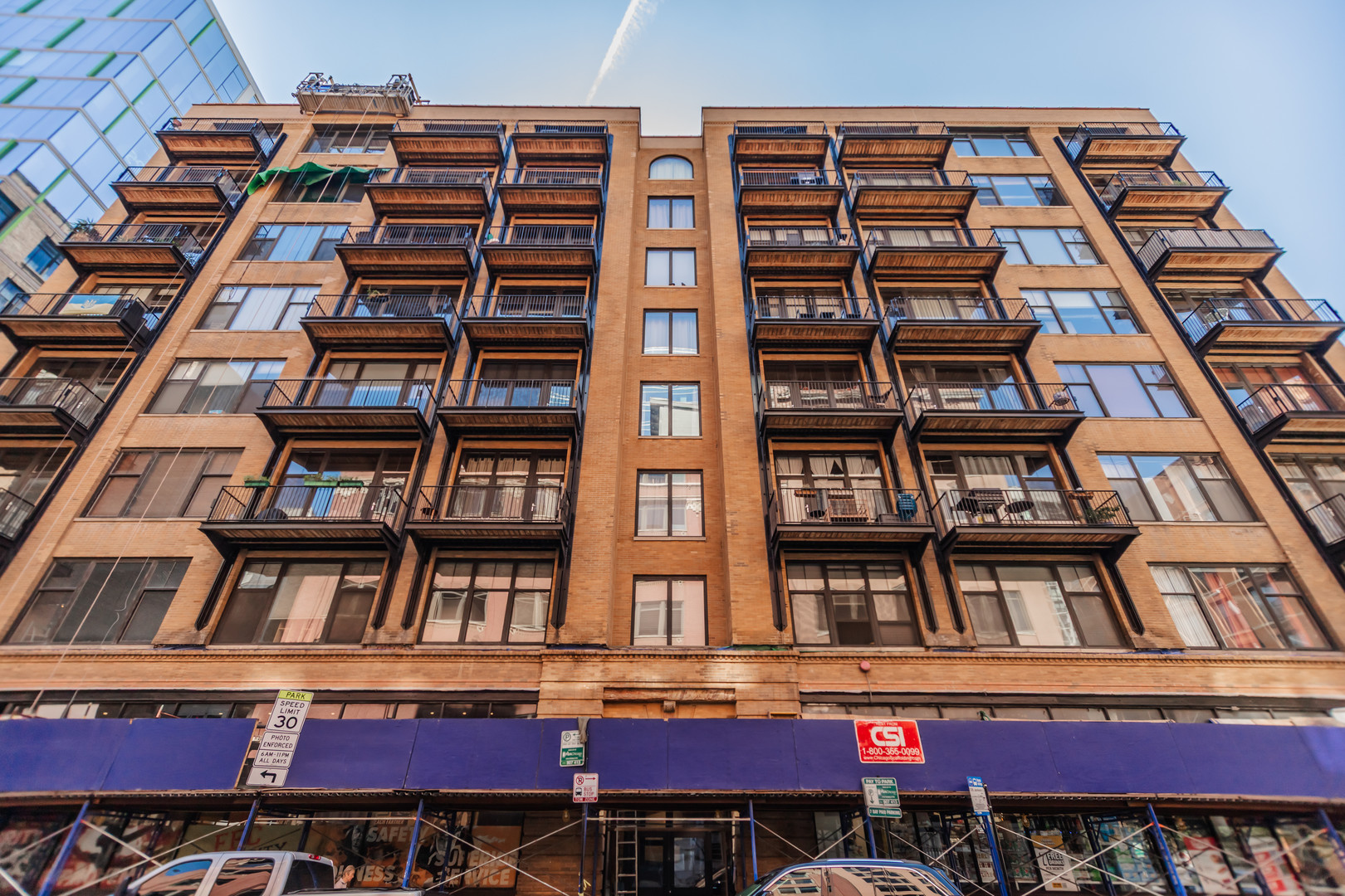 625 W Jackson Boulevard 212 Property Photo 1