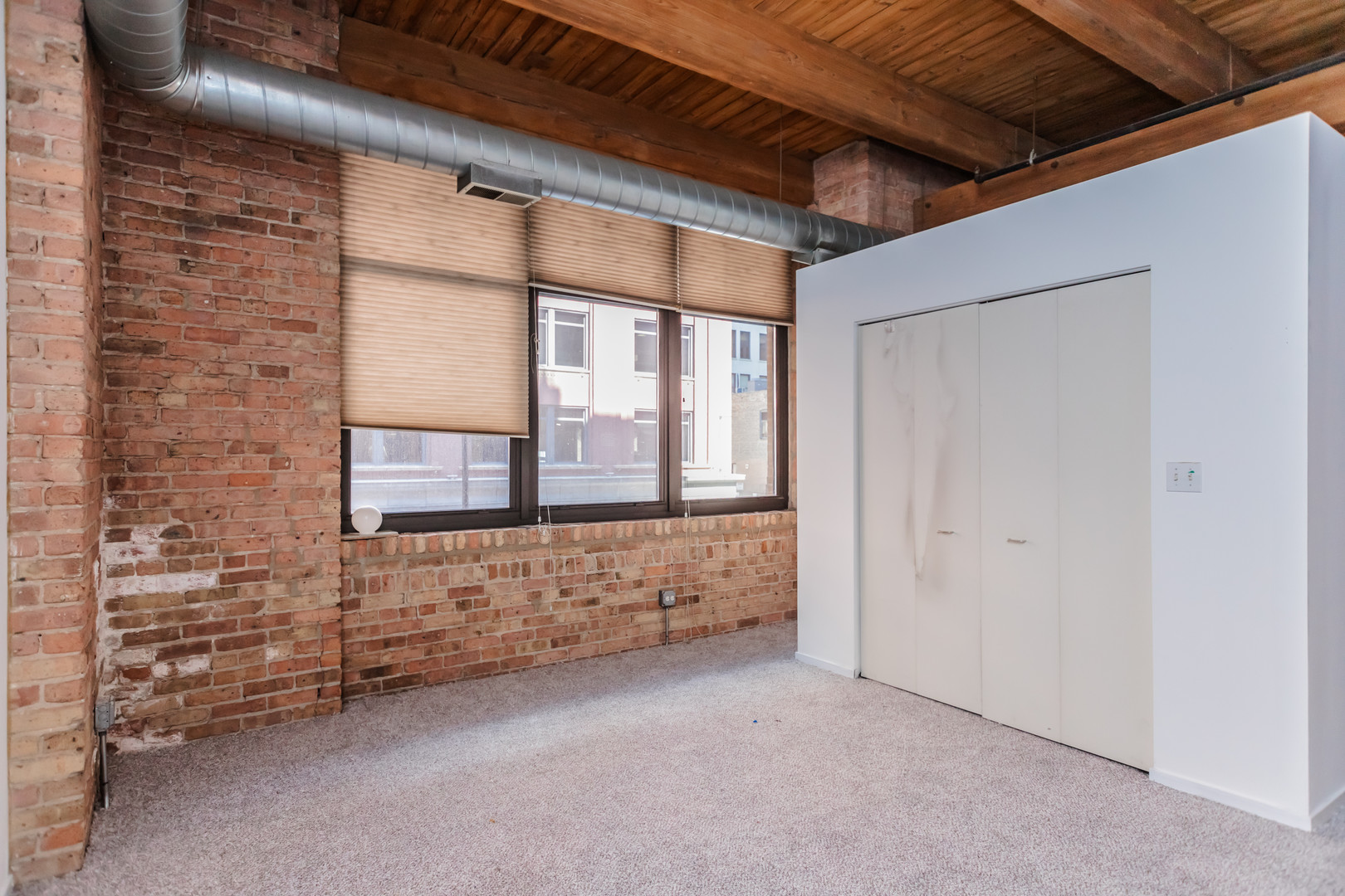 625 W Jackson Boulevard 212 Property Photo 9