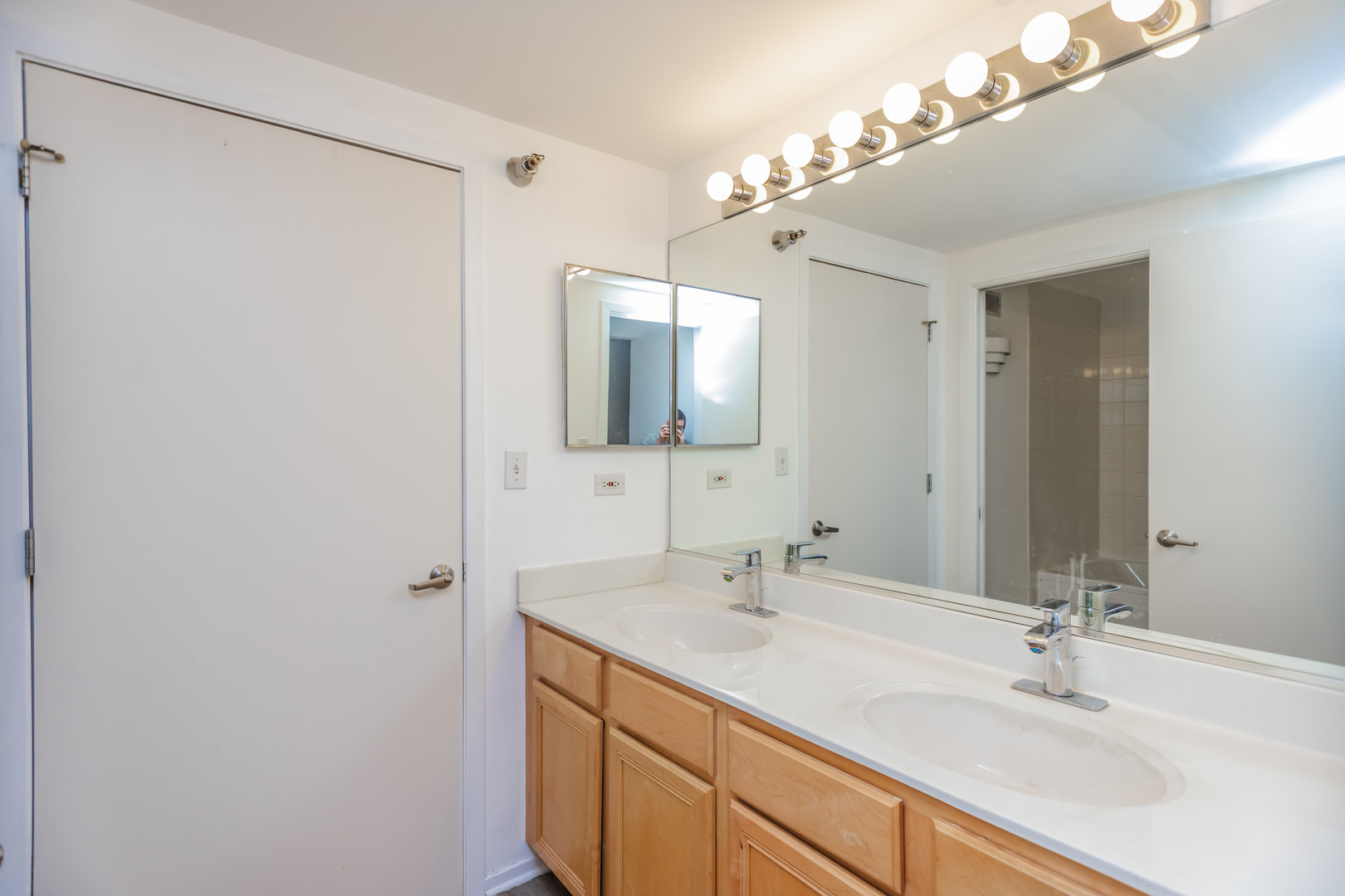 625 W Jackson Boulevard 212 Property Photo 14