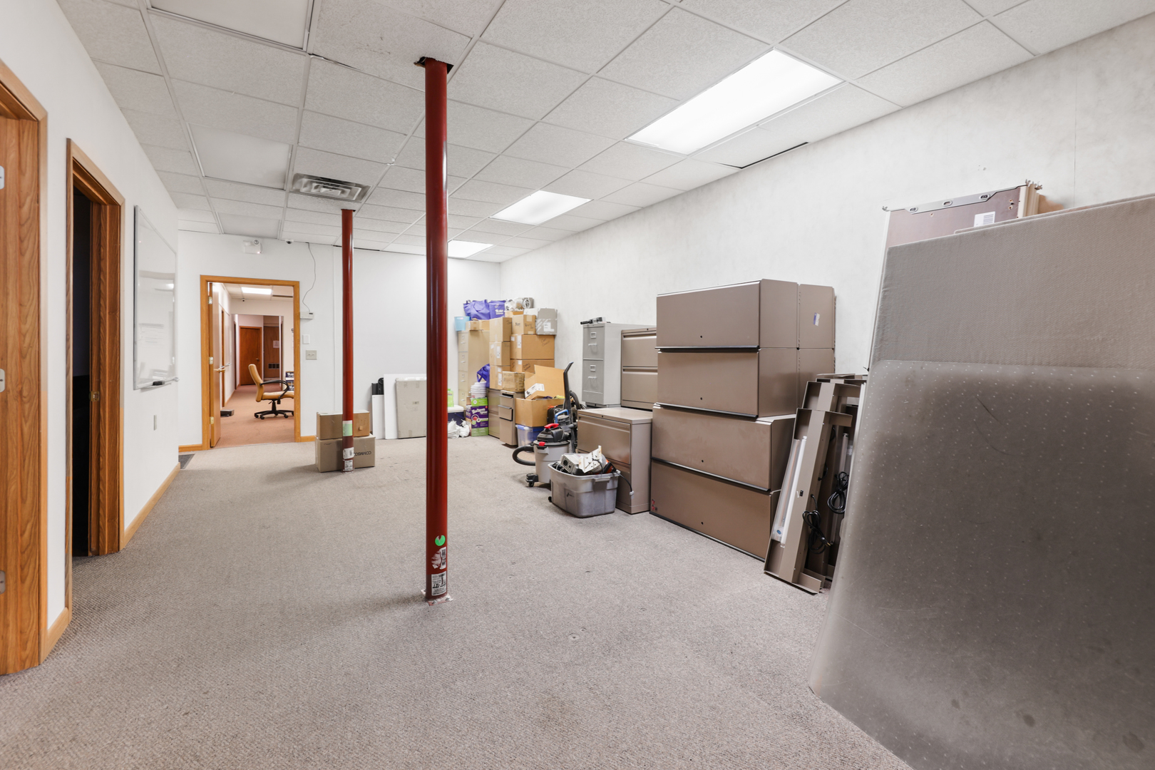 680 S Broadway Street Property Photo 8