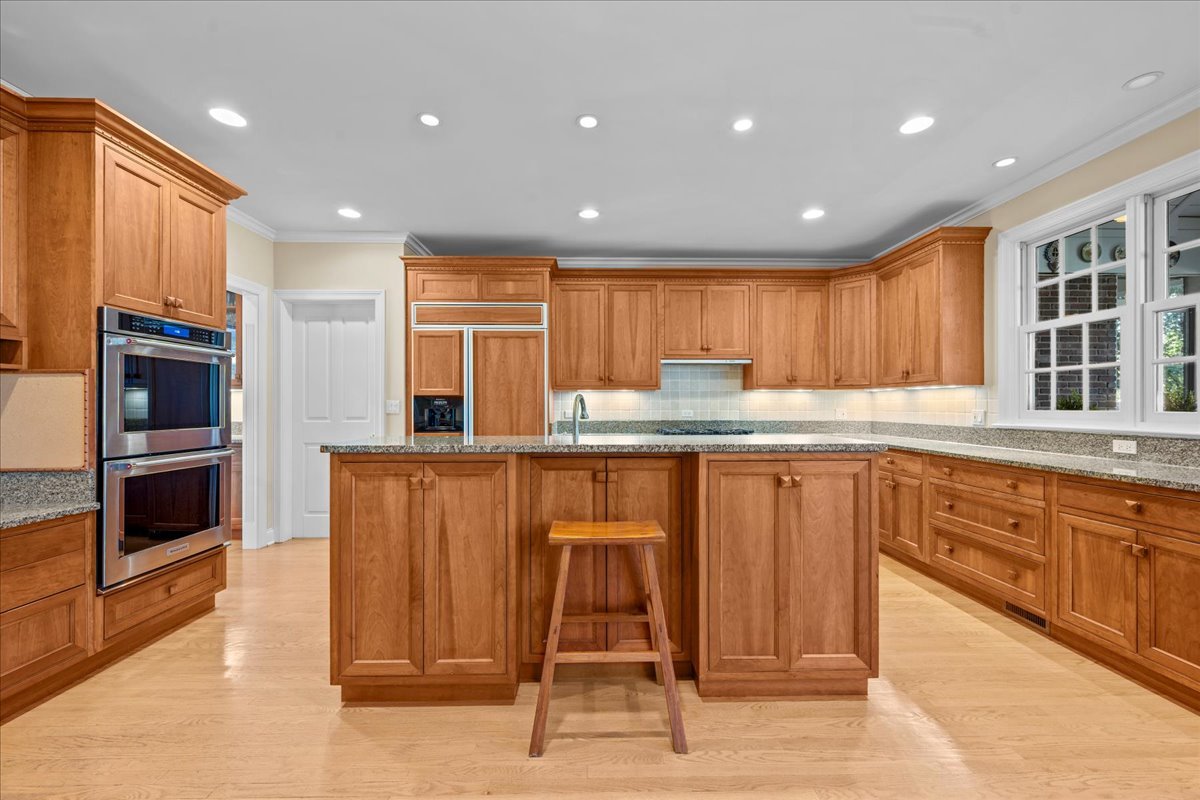 2142 Harrison Street Property Photo 19