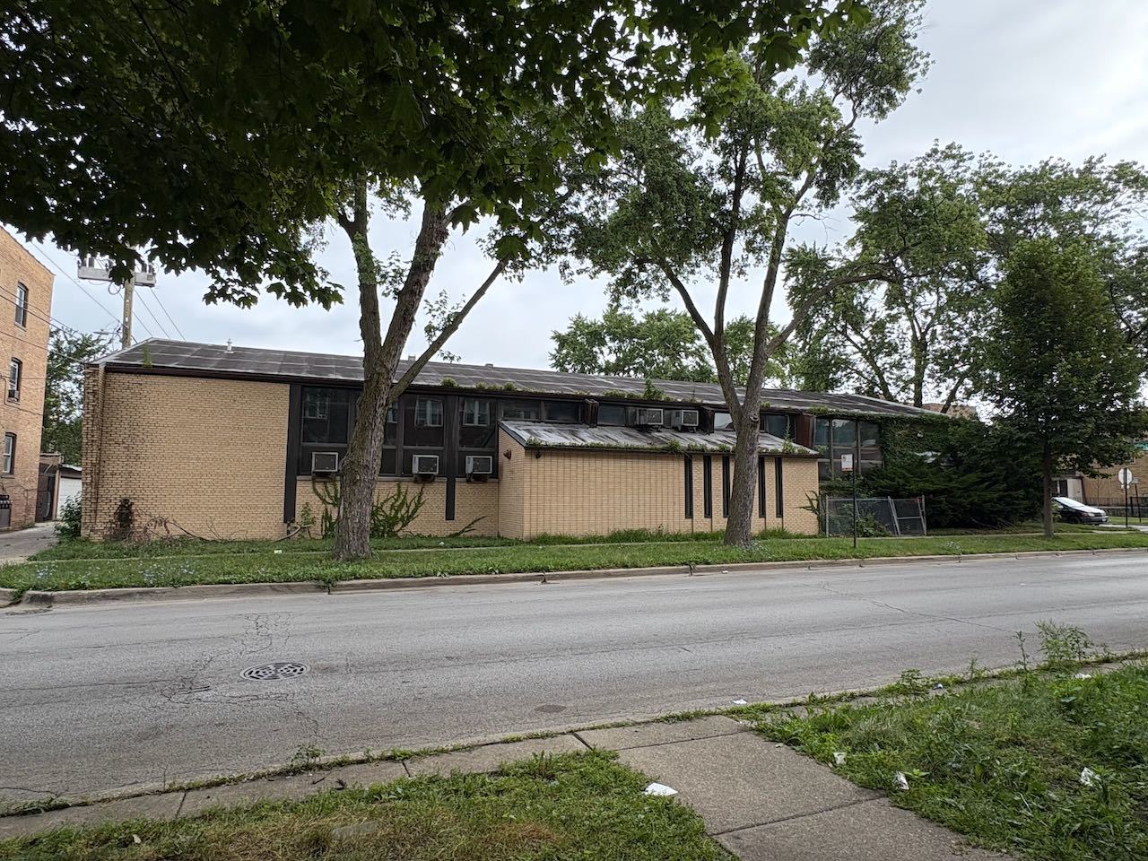 7550 S Phillips Avenue Property Photo 1