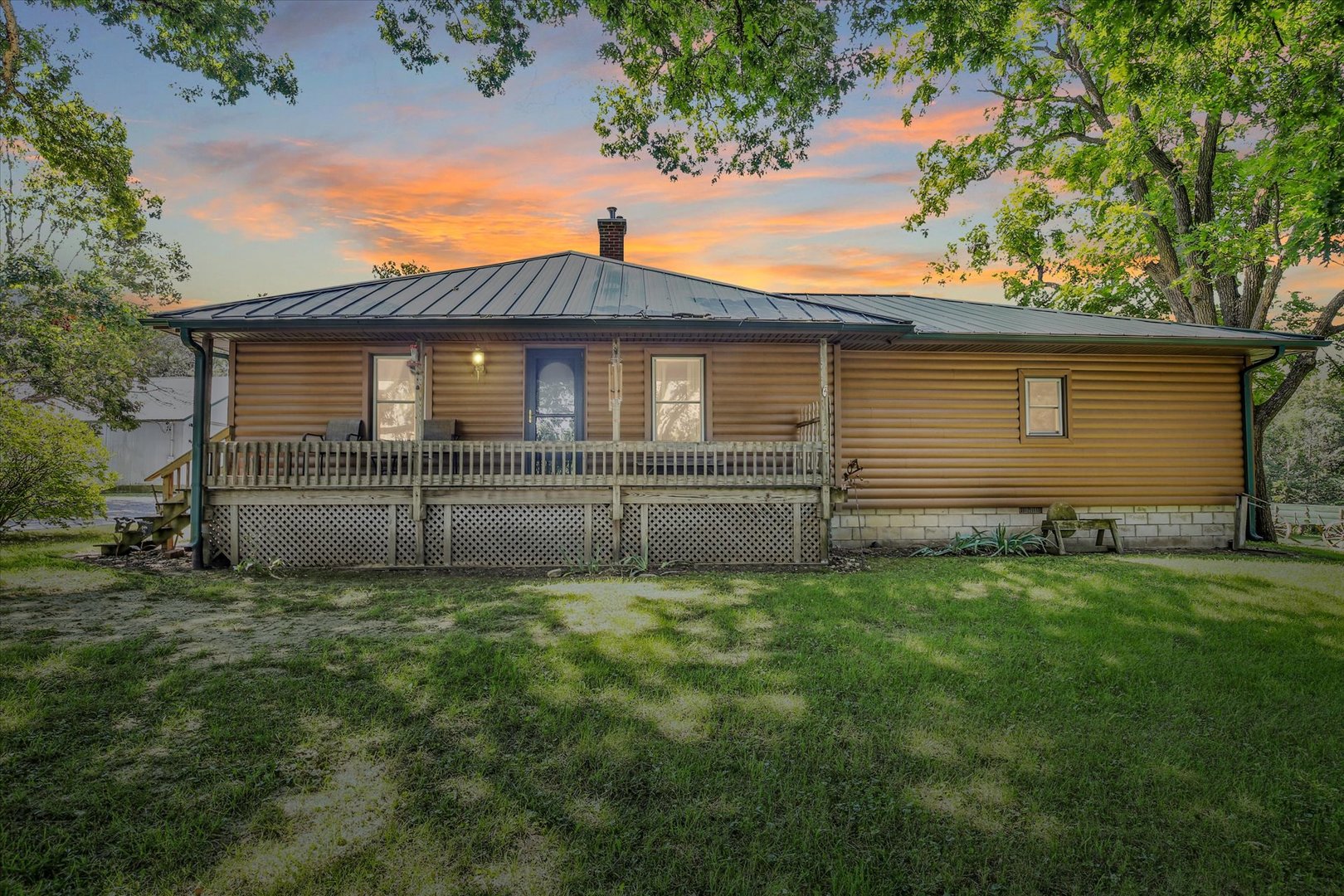 675 E 1950 North Road Property Photo 3