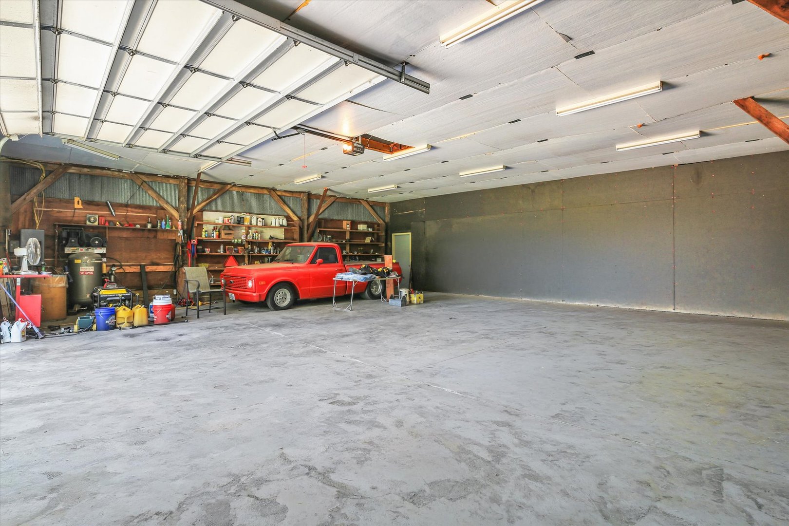 675 E 1950 North Road Property Photo 8
