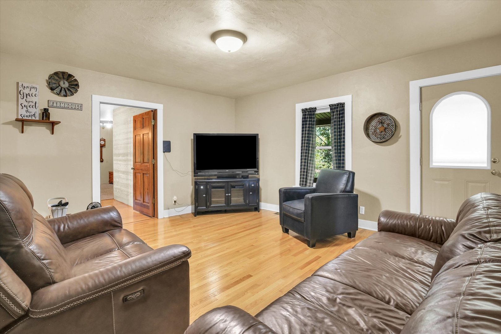 675 E 1950 North Road Property Photo 16