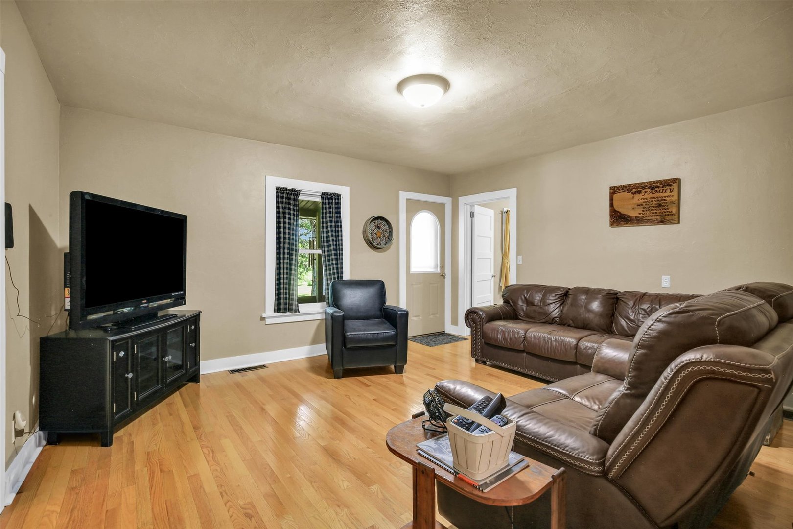 675 E 1950 North Road Property Photo 17
