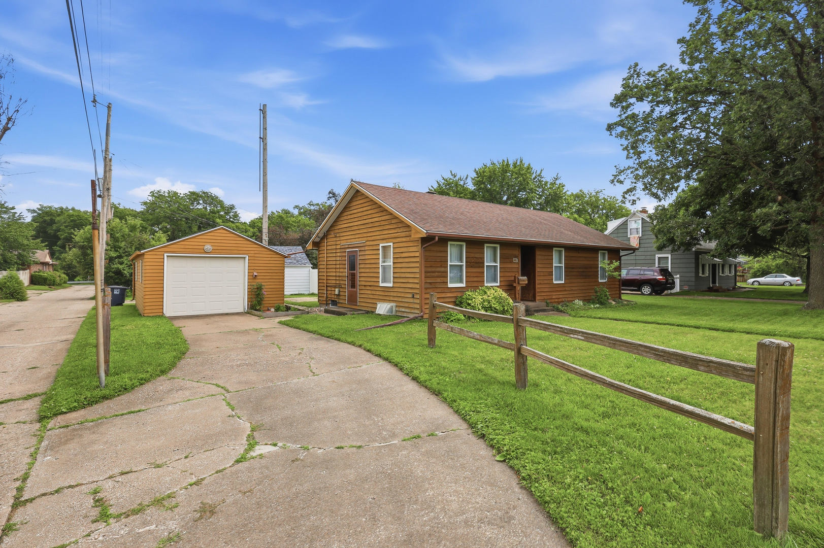 1116 53rd Street Property Photo 2