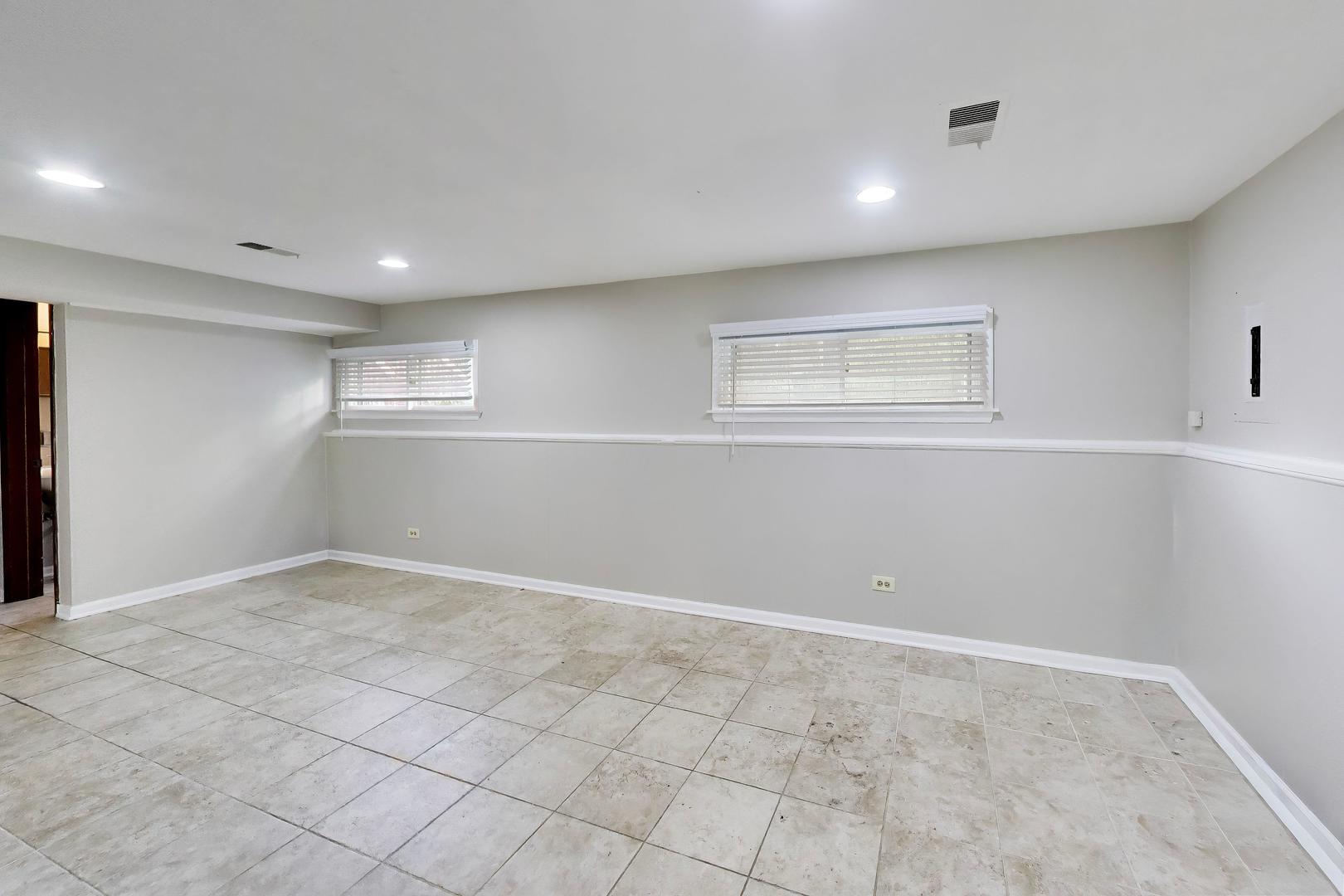 2436 Pick Drive Property Photo 30