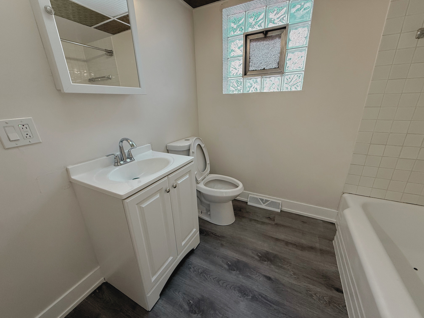 6244 S Seeley Avenue Property Photo 27