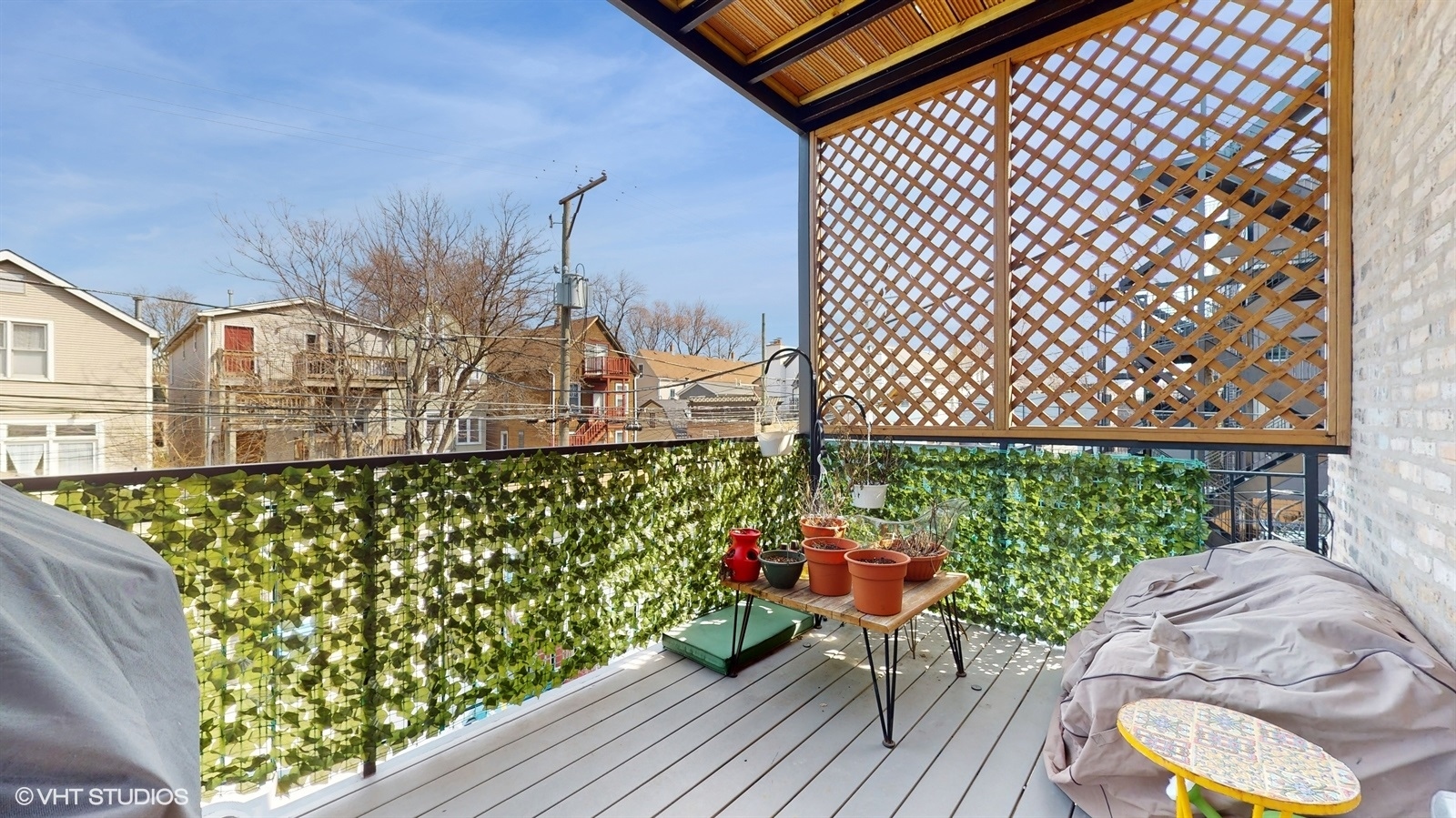 2120 W Belmont Avenue Property Photo 7