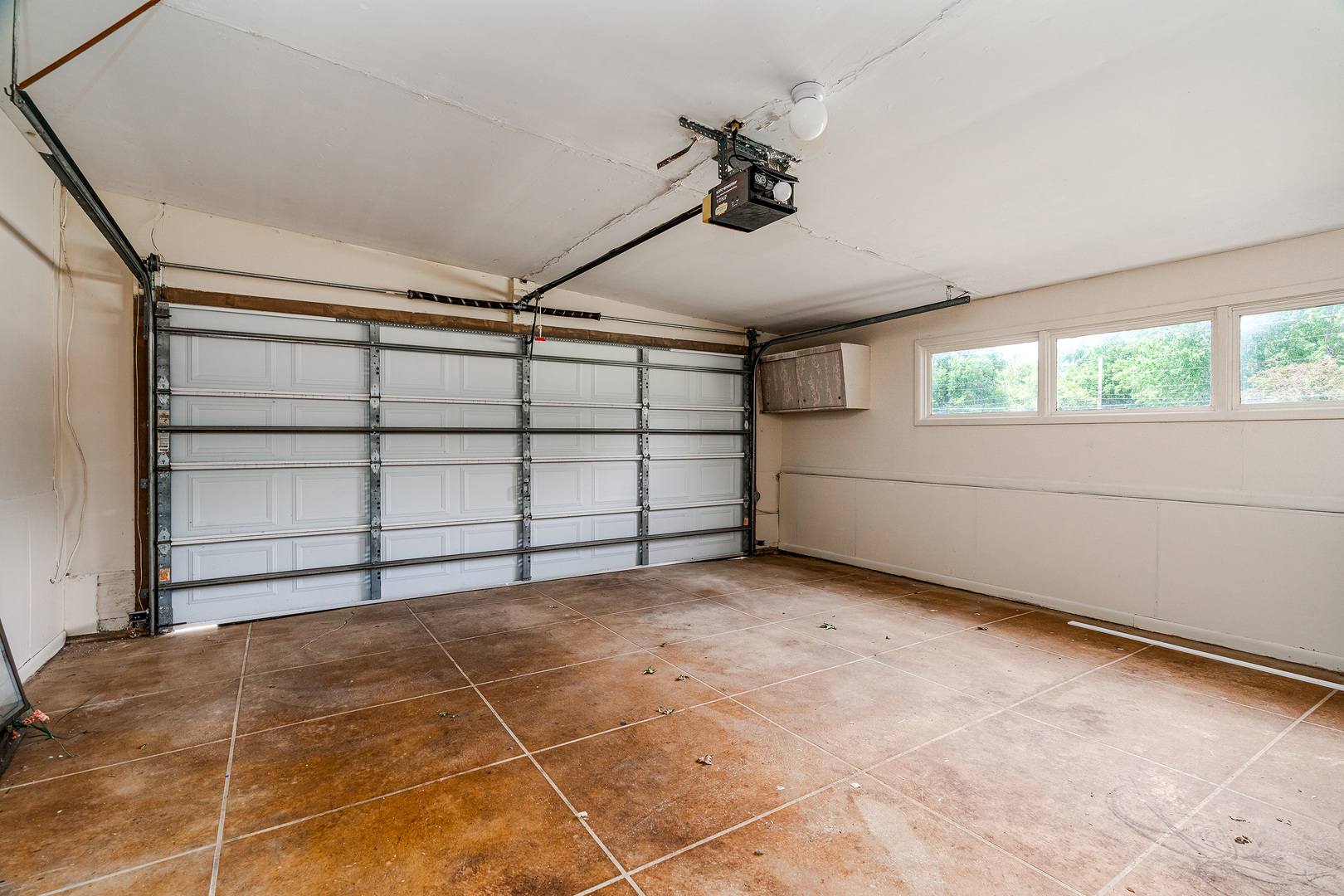 919 W Grand Ave. Street Property Photo 36