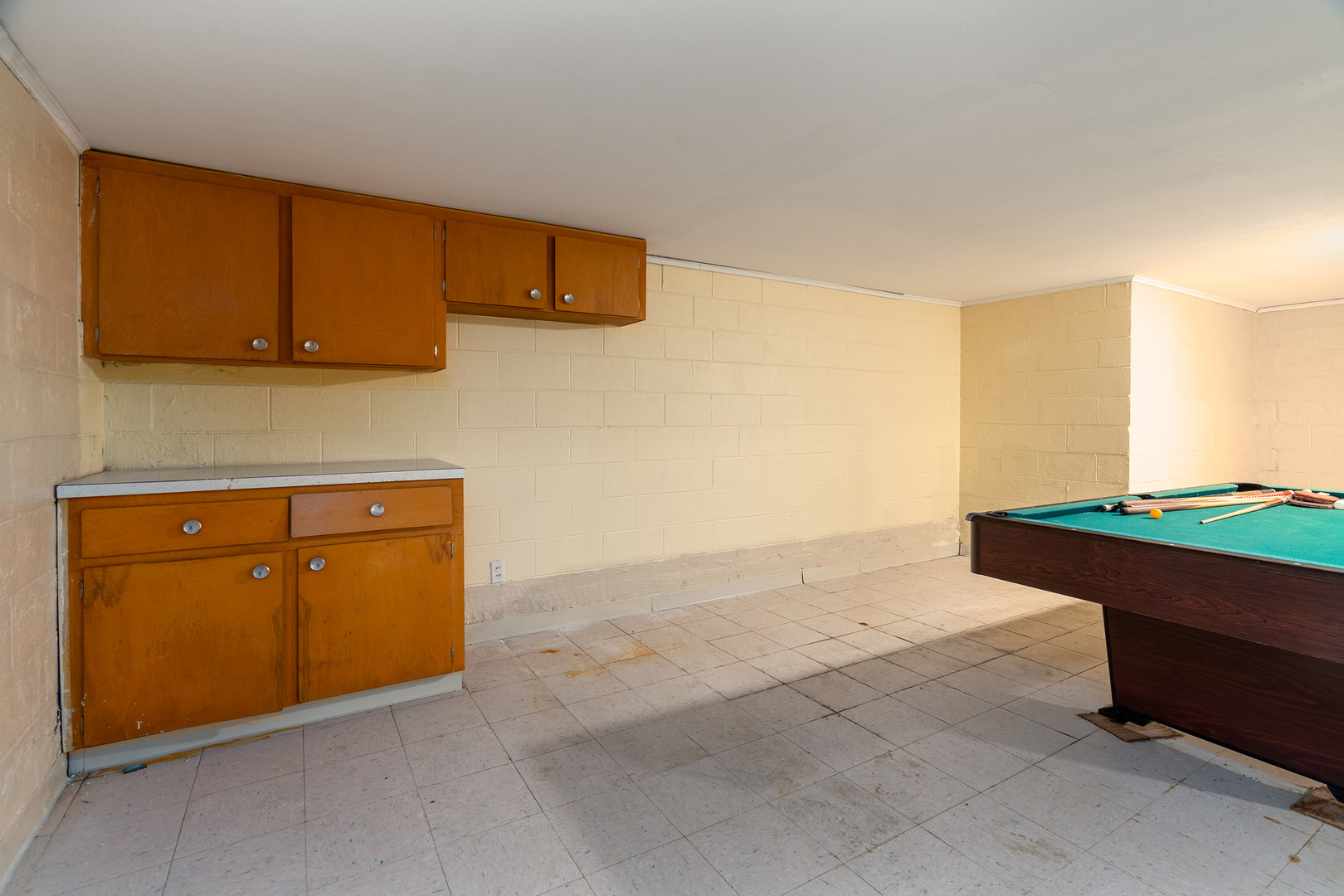 919 W Grand Ave. Street Property Photo 45